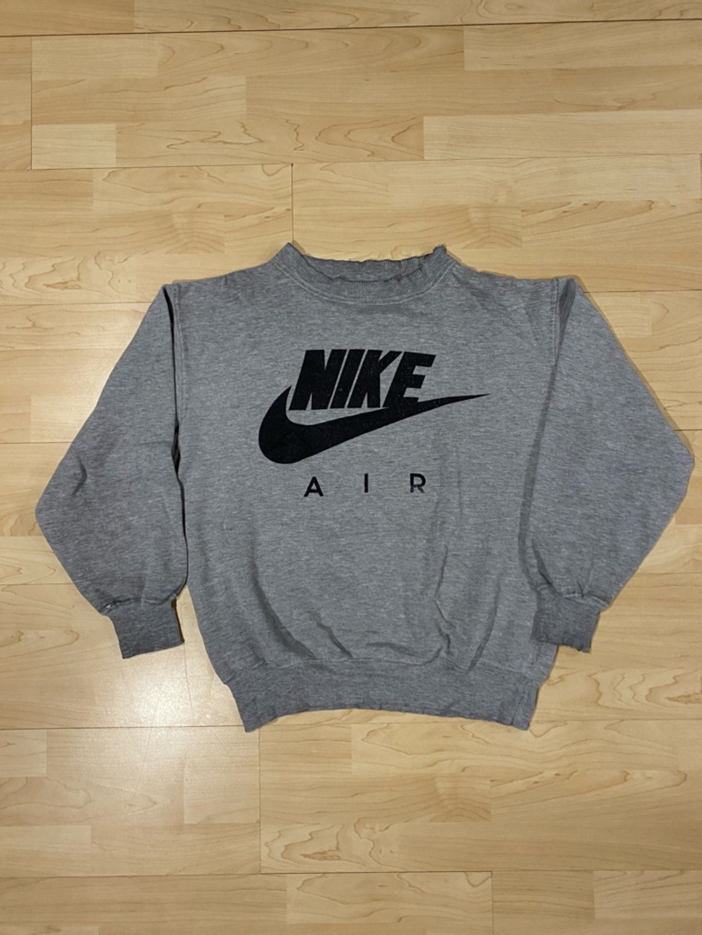 VintageNike Grey Crewneck Sweatshirt with Black Air Logo